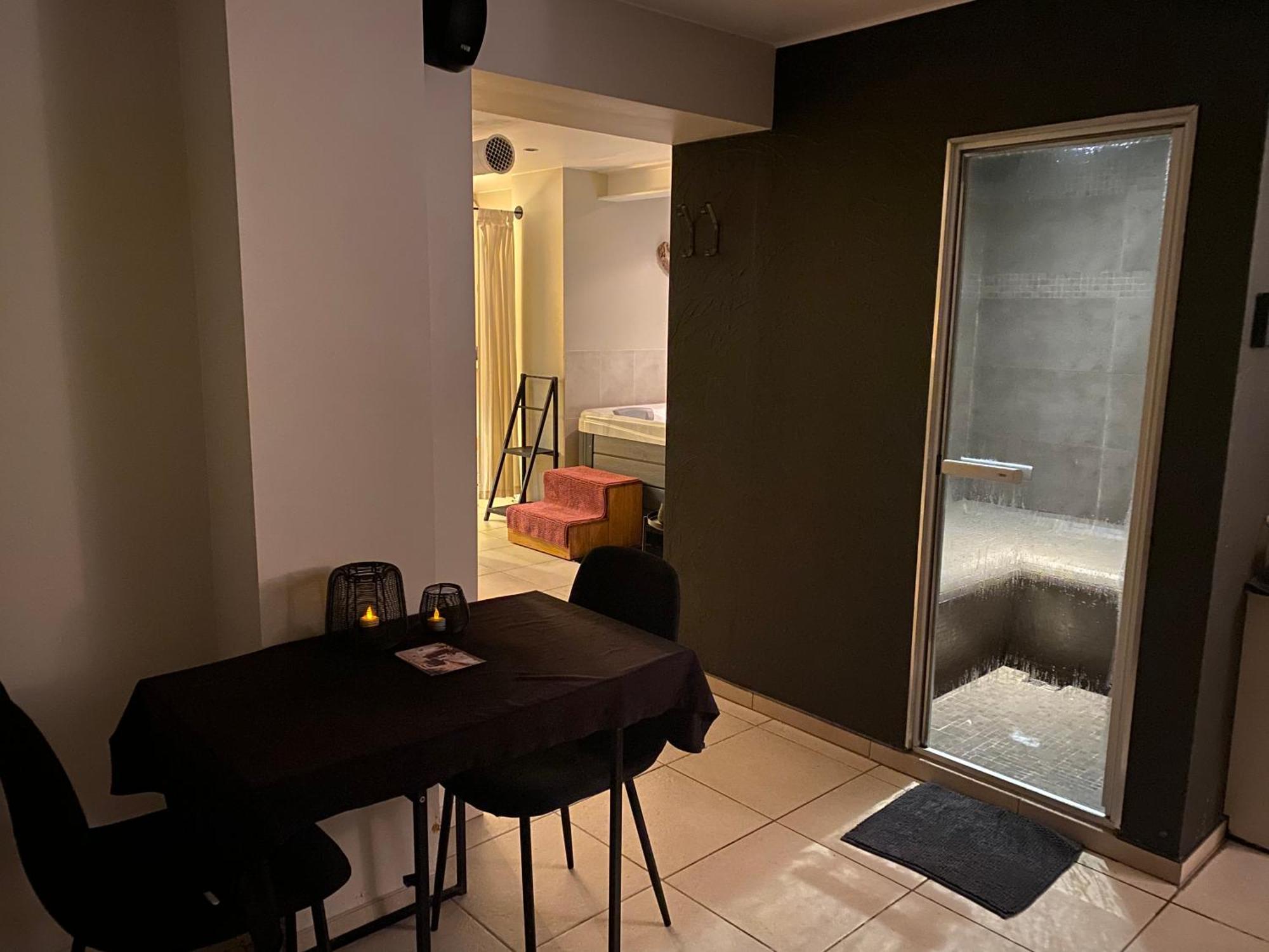 Le petit studio de l'espace bien être Libin Exterior foto